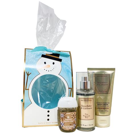 Bath And Body Works Snowflakes And Cashmere Let It Snow Mini T Set