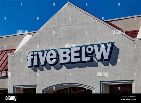 Five Below Hi Res Stock Photography And Images Alamy