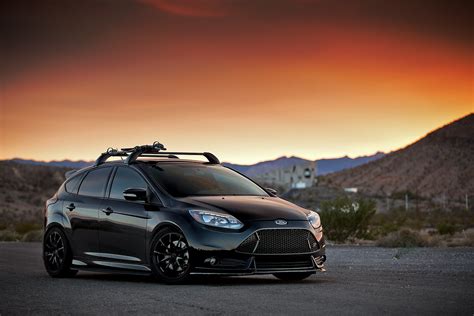 2016 Ford Focus St Roof Rack