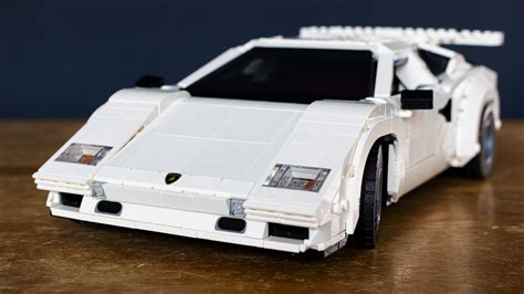 LEGO 10337 Lamborghini Countach 5000 Quattrovalvole Review