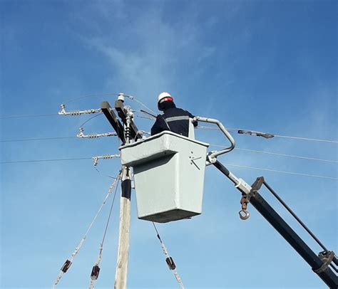 Una falla en la Línea de 330 KV dejó sin luz a toda la Comarca Andina