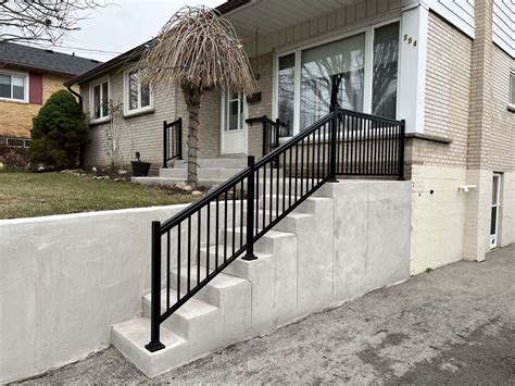 Mount Hope On Aluminum Railings Column Systems Hamilton Railings