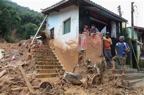 Lula Da Silva Visita Zona Donde Temporal Dejó Decenas De Muertos Y