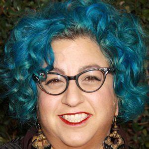 Jenji Kohan - Age, Family, Bio | Famous Birthdays