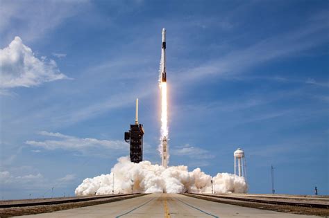 Nasa Astronauts Liftoff On Spacex Rocket In First Privately Funded