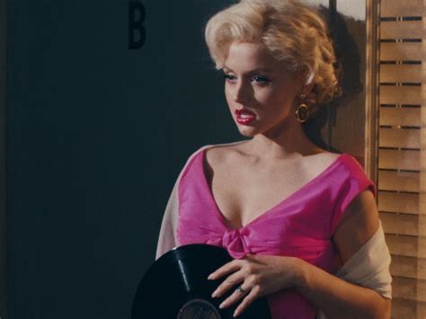 Emily Ratajkowski Hits Out At Netflixs Marilyn Monroe Biopic Blonde News Au Australia