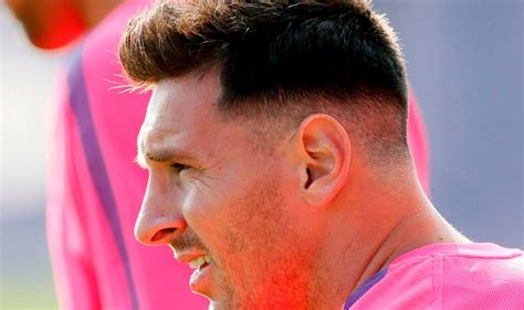 Lionel Messi Sorprendió Con Nuevo Look En Los Entrenamientos De