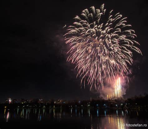 Artificii De Revelion 2020 In Parcul Titan Din Bucuresti