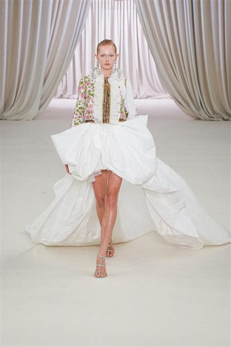 Giambattista Valli Spring 2023 Couture Fashion Show The Impression