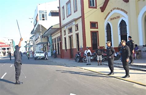 Polic A Nacional En Iquitos Se Prepara Para Homenajear A Santa Rosa De