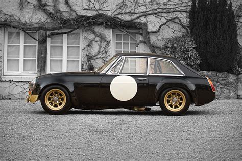 1969 MG MGC GTS Sebring Uncrate