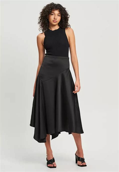 Buy Willa Flute Midi Skirt 2023 Online ZALORA Philippines