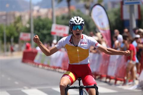 El ciclista Álvaro García se proclama campeón de España júnior en Cartagena