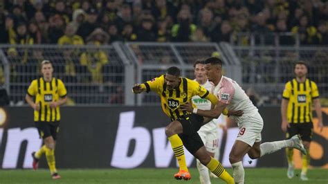 Augsburg Gegen Bvb Live Im Tv Infos Zu Aufstellung Und Bertragung