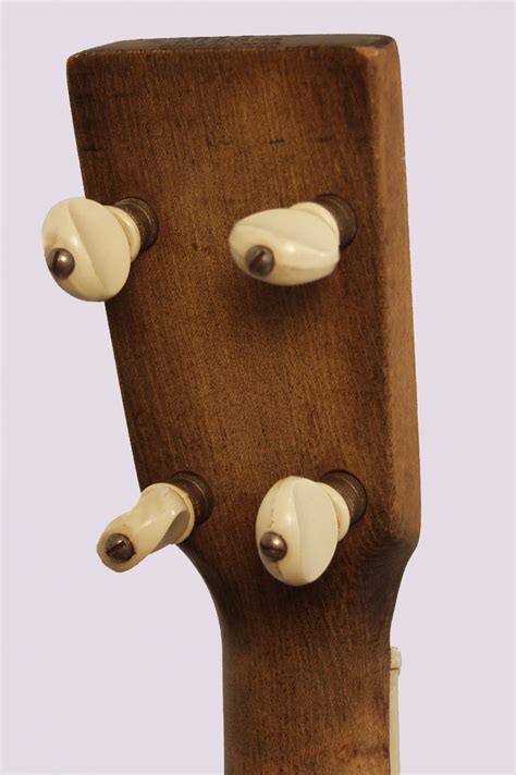 National Triolian Resophonic Ukulele 1933 Retrofret