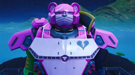 Fortnite Might Have A Giant Monster Vs Mech Fight This Weekend Gamespot