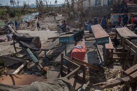 Ayuda humanitaria comienza a llegar a zonas devastadas en Haití por Matthew