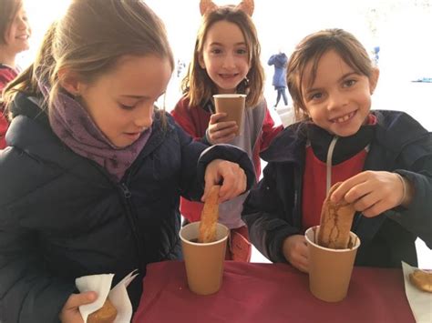 Escola Vedruna Girona9 Chocolatada Solidaria