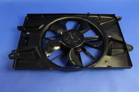 2014 2023 Jeep Cherokee Radiator Cooling Fan Module 68437465AB My