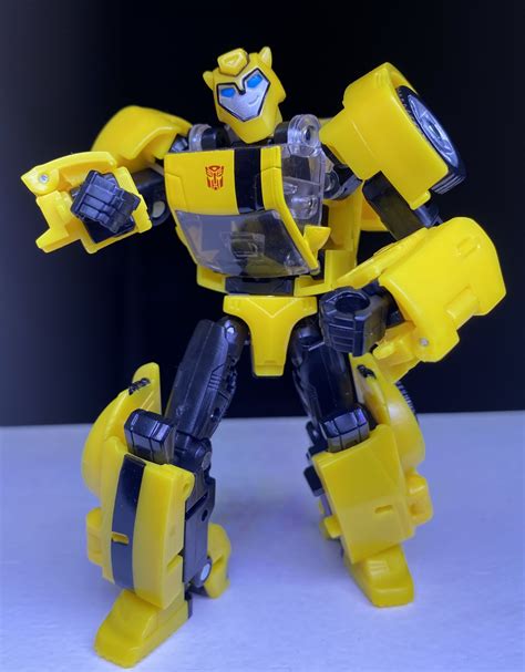 Transformers Legacy Animated Universe Bumblebee New In Hand Images