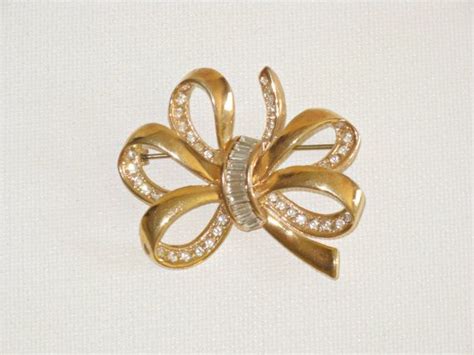 Vintage Signed Roman Gold Tone Clear By Delightfullyvintage Brooch