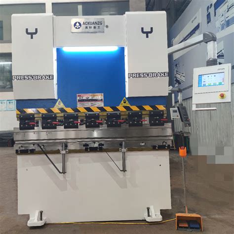 High Accuracy Sheet Metal Bending 30t2000 Small Cnc Hydraulic Press Brake With Tp10s System