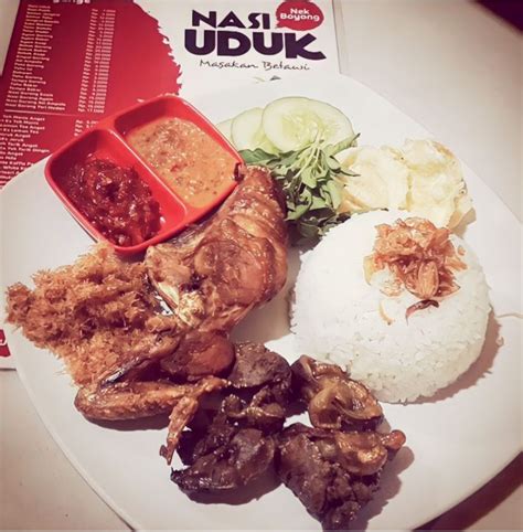 5 Nasi Uduk Di Jakarta Yang Terkenal Enak