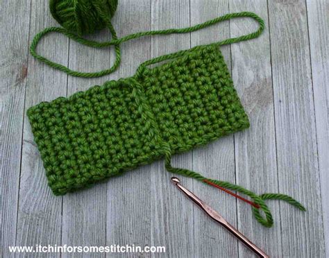 Free Beginner Crochet Pattern Simple And Sweet Chunky Bowtie Headwarmer