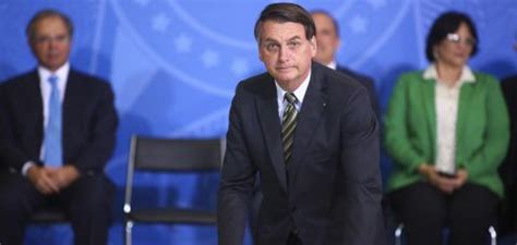 Bolsonaro Sanciona Novo Piso Salarial De Enfermagem