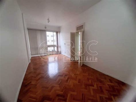 Apartamento Na Rua Anita Garibaldi Copacabana Em Rio De Janeiro Por R