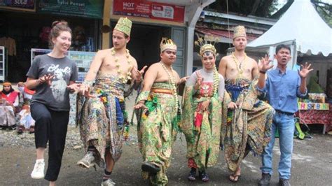 Peringati Banjir Bandang Sungai Bahorok Pelaku Wisata Adakan Pagelaran