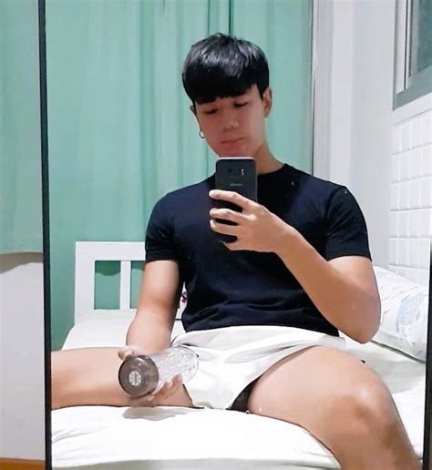 P Tonmaii OF Pack Big Big Gay