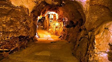 LEYENDAS LA CUEVA DEL TORO EN CAMPECHE