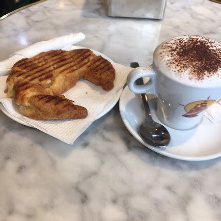 Il Caffe Di Francesco Barcelona C Provenca La Dreta De L