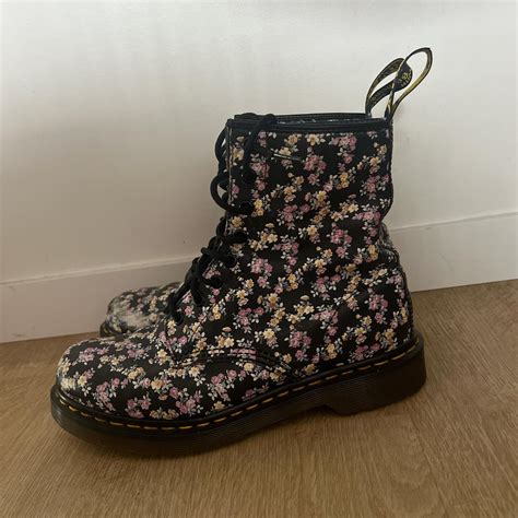 Doc Martens Floral Boots Size UK6 / EU 39 Some wear... - Depop