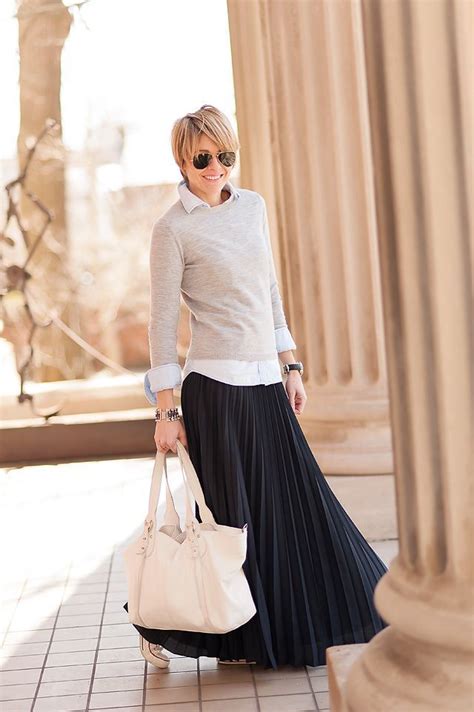 Layered Sweater With Maxi Skirt For Fall Mode Outfits Fall Outfits