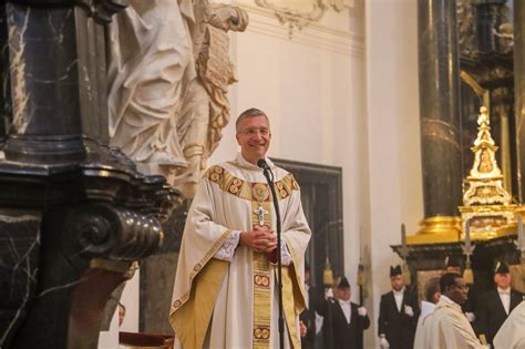 Fronleichnam In Fulda Bischof Gerber Predigte Im Dom Osthessen News