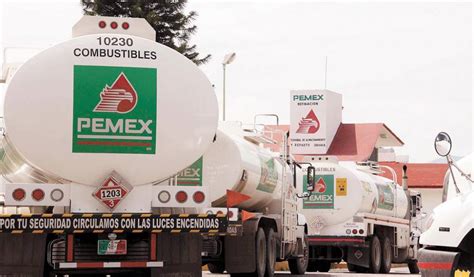 Producción de gasolinas en Pemex sigue a la baja