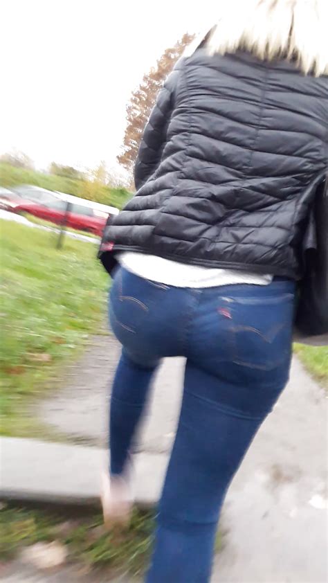 Voyeur Gros Cul Jeans Blonde Photo