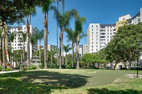 Park La Brea Apartments Los Angeles Ca 90036