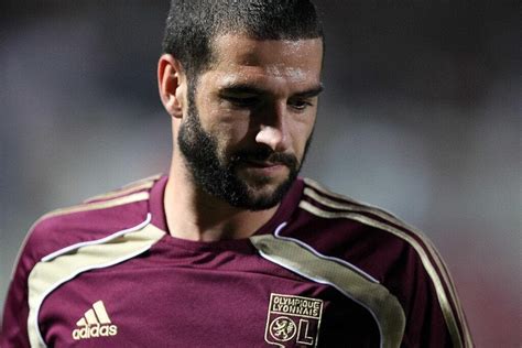 Foot Ol Lisandro En Contact Avec Liverpool Olympique Lyonnais