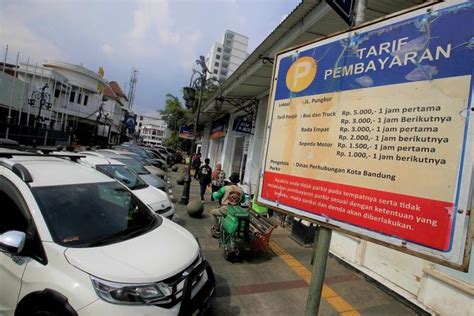 Duh Tarif Parkir Stasiun Di Bandung Viral Drop Penumpang Bayar Rp2