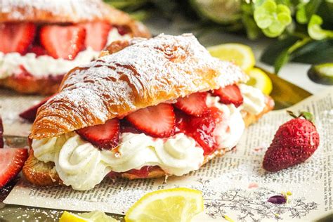 Strawberry Cheesecake Croissants Falasteenifoodie