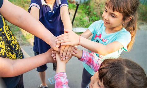 Aldeas Infantiles Sos Lanza Una Guía Para Prevenir Y Abordar En Familia La Violencia Entre Niños