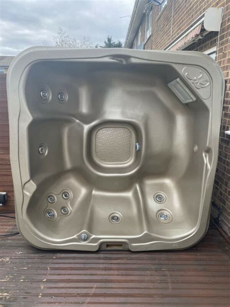 Balboa Hot Tub For Sale From United Kingdom