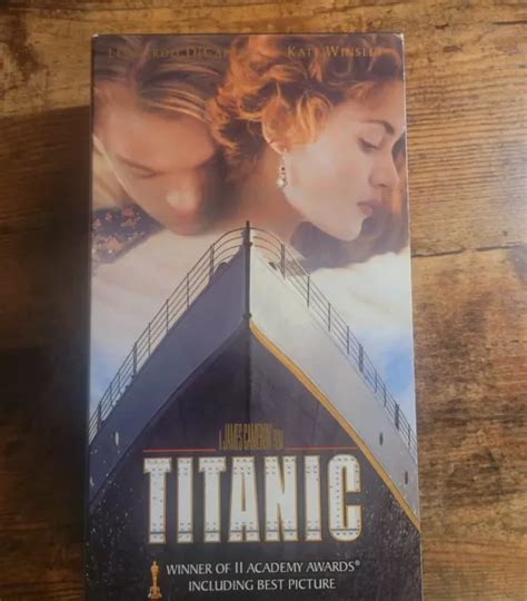 TITANIC VHS 2 Cassettes Digitally Remastered 1998 11 Academy Awards 4