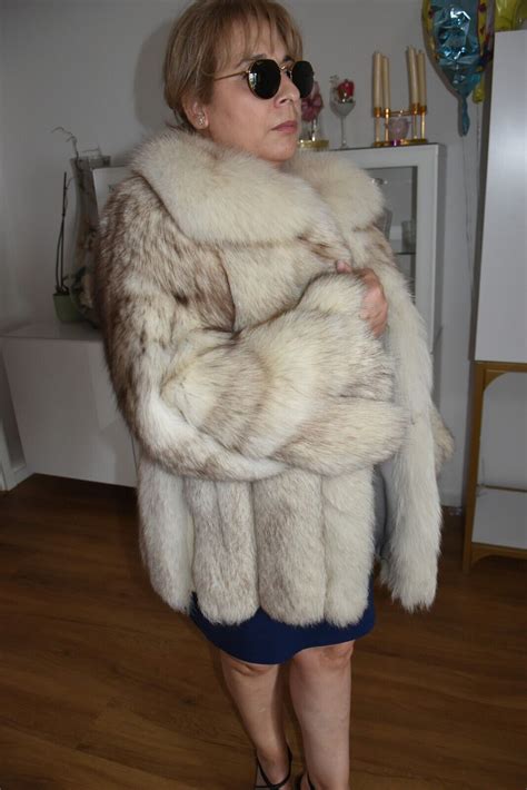 Pin By John Dennis On Furs Fur Coat Fur Blue And White