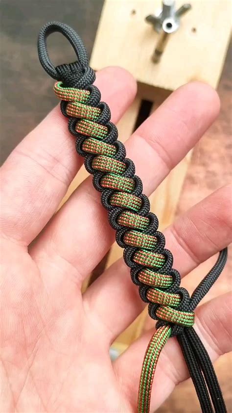 Paracord Tutorial Paracord Bracelets Paracord Bracelet Diy Paracord