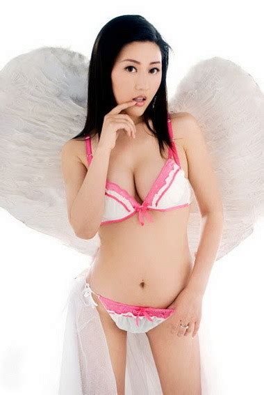 Beautiful Chinese Angel Showing Cleavage In Sexy Pink White Bikini Pic Sex
