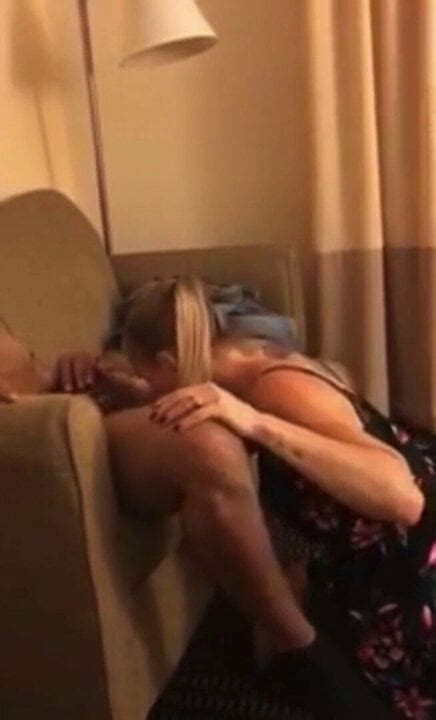 Raspando A Buceta Da Rapariga Veia Public Nudity Porn Xhamster